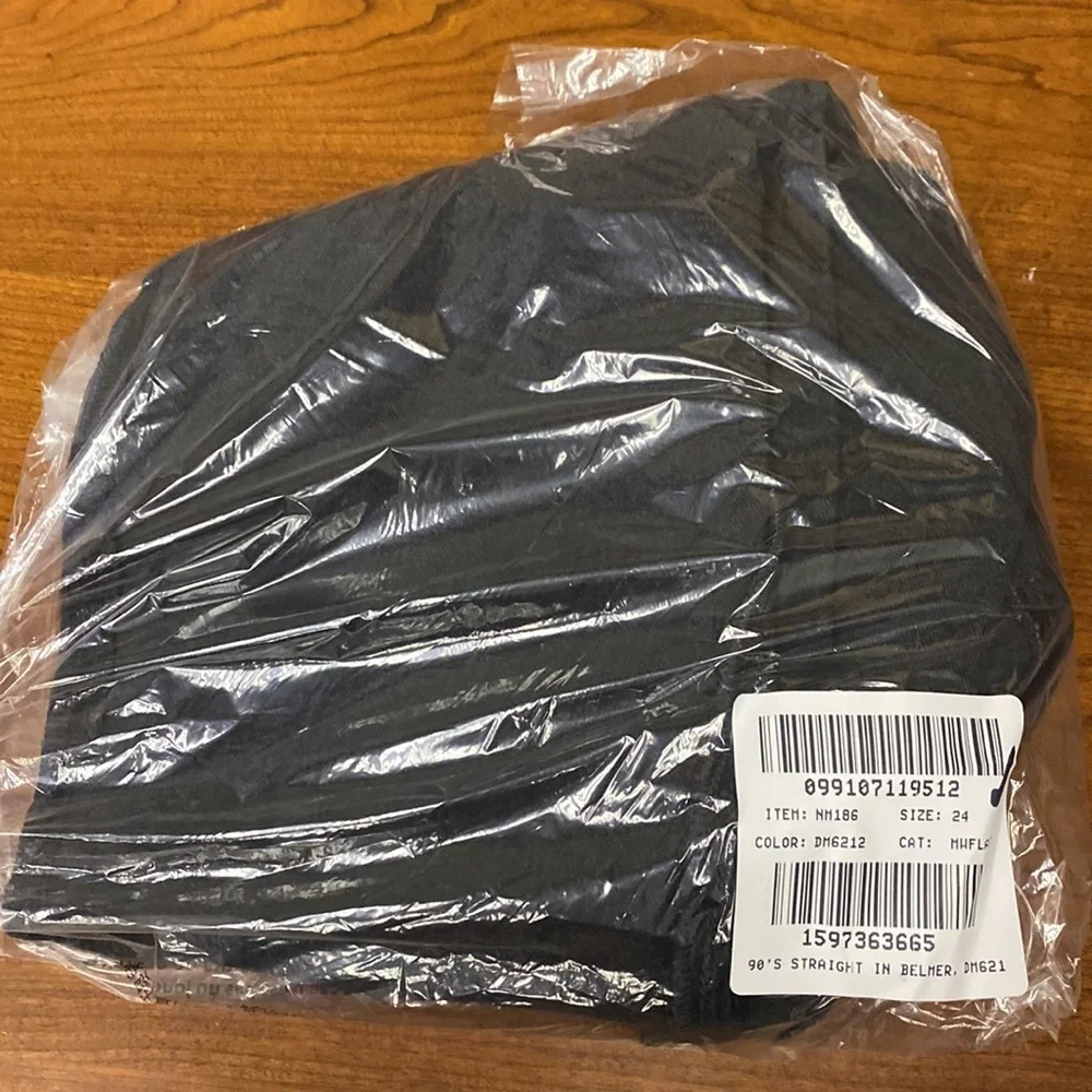 MadeWell The '90s Straight Jean NM186